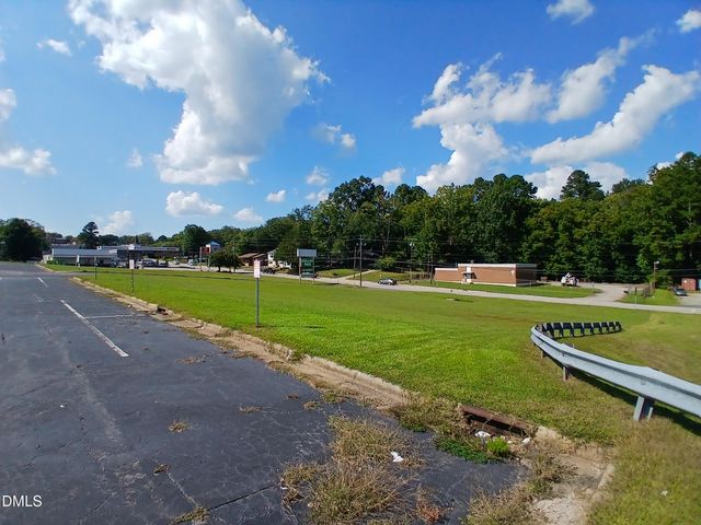 321 E Macon Street, Warrenton, NC 27589