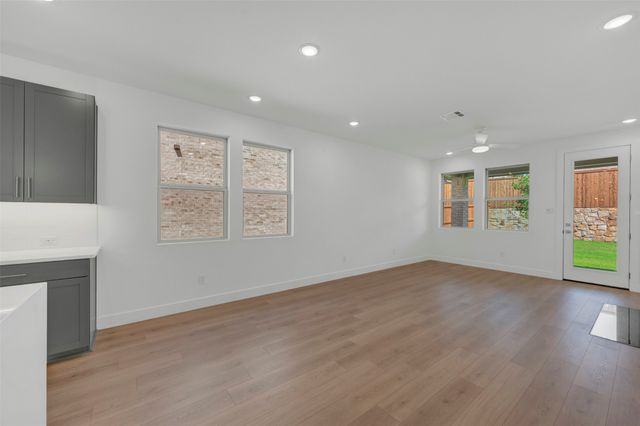 521 Sagebrush Trail, Sherman, TX 75092