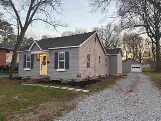 5021 EASLEY AVE, Millington, TN 38053