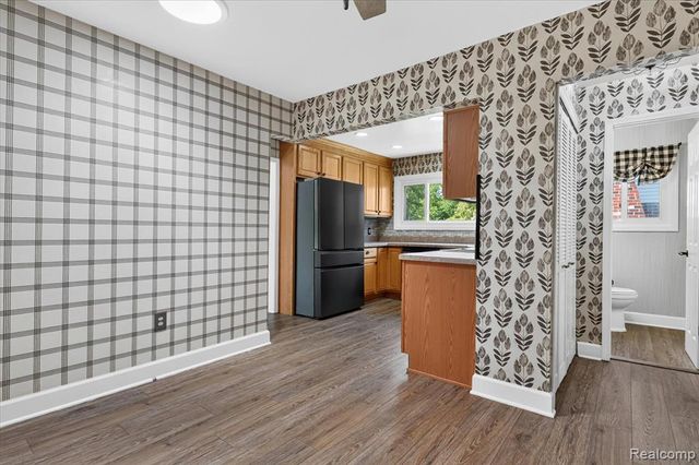 24800 Pamela Street, Flat Rock, MI 48134