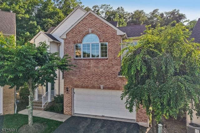 1070 Smith Manor Blvd, West Orange Twp., NJ 07052