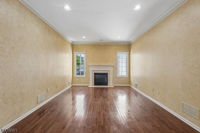 1070 Smith Manor Blvd, West Orange Twp., NJ 07052