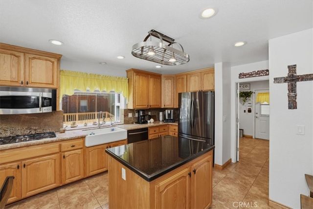 2168 Fern Lane, Big Bear City, CA 92314