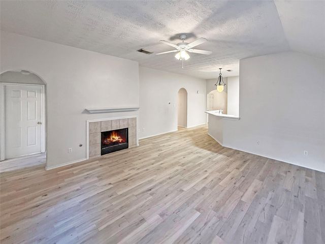 15335 Sienna Oak Drive, Cypress, TX 77433