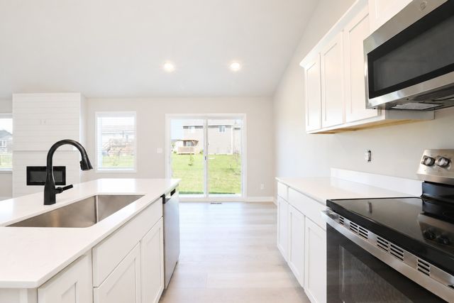 4315 NW Olivia Lane, Ankeny, IA 50023