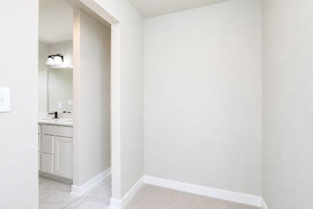 4315 NW Olivia Lane, Ankeny, IA 50023