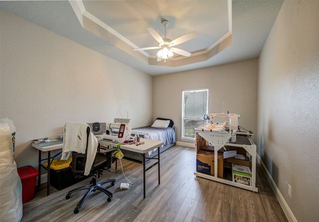 814 Haynie Drive, Runaway Bay, TX 76426