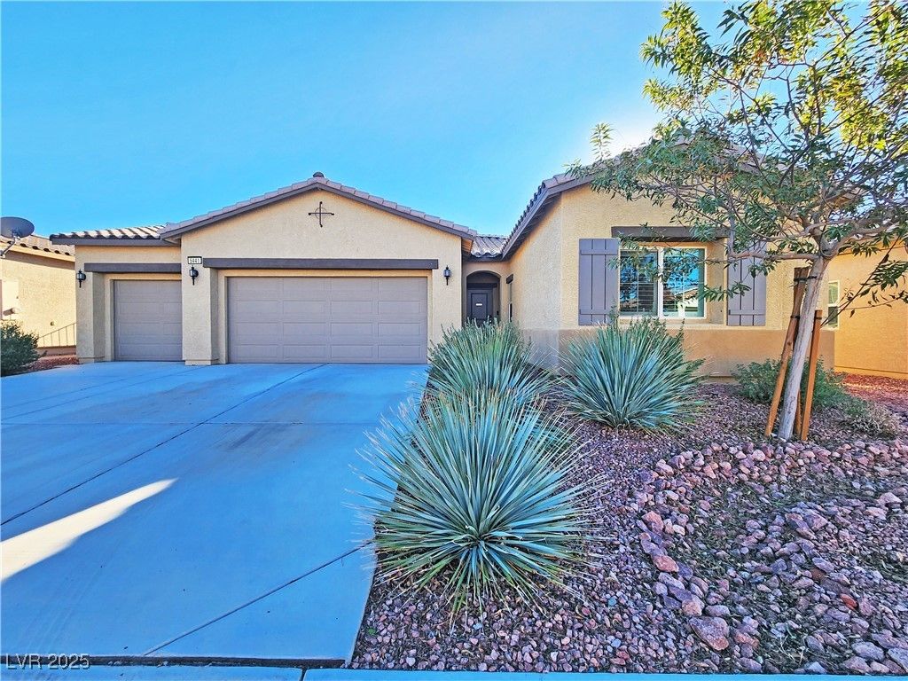 5441 East La Campana Drive, Pahrump, NV 89061