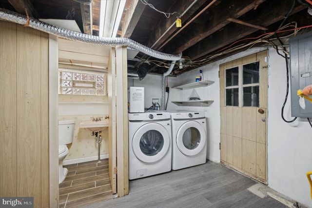 470 ROBBINS ST, Philadelphia, PA 19111