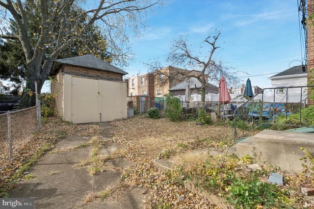 470 ROBBINS ST, Philadelphia, PA 19111