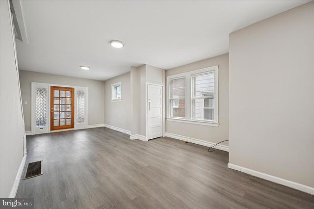 470 ROBBINS ST, Philadelphia, PA 19111