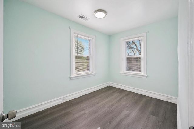 470 ROBBINS ST, Philadelphia, PA 19111