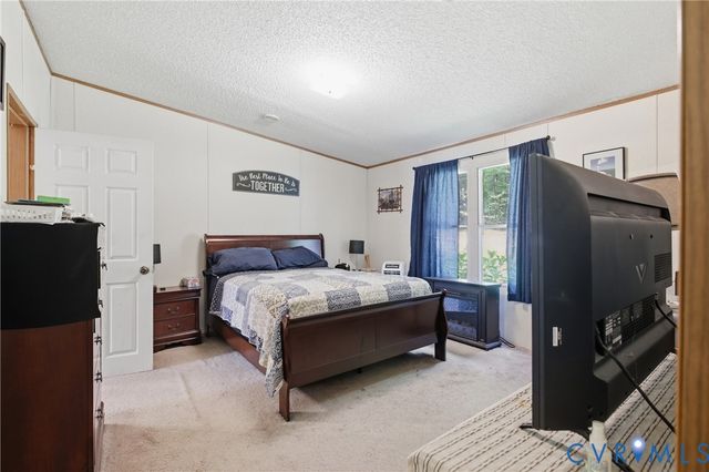 14720 Spring Creek Rd, Dinwiddie, VA 23841
