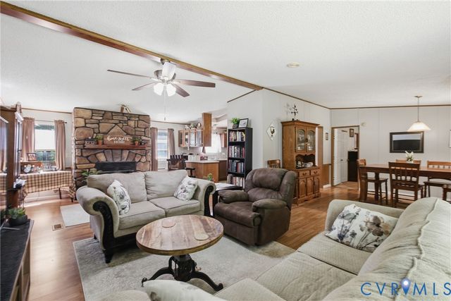 14720 Spring Creek Rd, Dinwiddie, VA 23841
