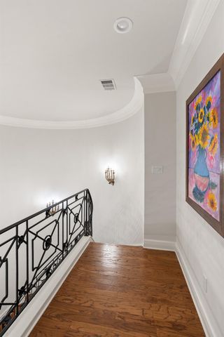 327 Meadowlakes DR, Meadowlakes, TX 78654