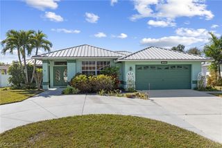 234 SW 43rd TER, Cape Coral, FL 33914