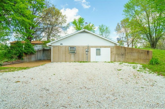 33999 N Highway 63, Vienna, MO 65582