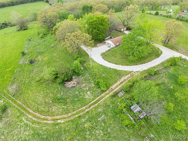 33999 N Highway 63, Vienna, MO 65582