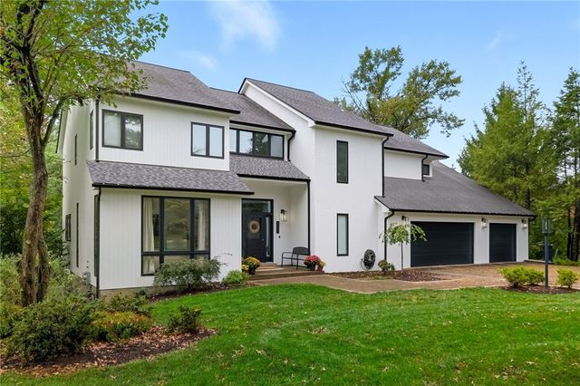 215 Timber Ridge Rd, O'hara, PA 15238