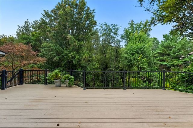 215 Timber Ridge Rd, O'hara, PA 15238