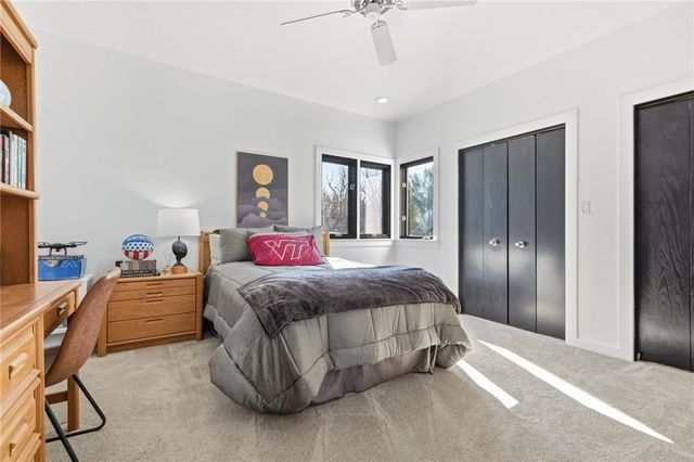 215 Timber Ridge Rd, O'hara, PA 15238