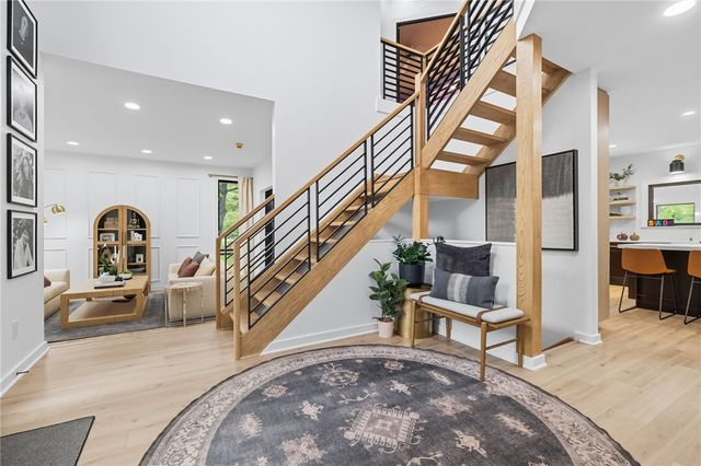 215 Timber Ridge Rd, O'hara, PA 15238