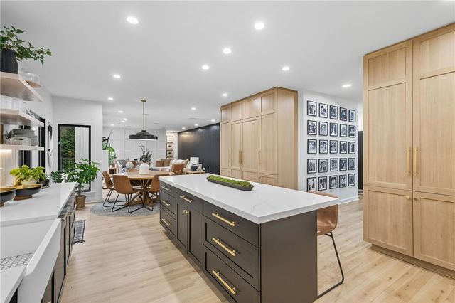 215 Timber Ridge Rd, O'hara, PA 15238