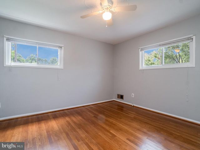 10648 ASHBY PL, Fairfax, VA 22030