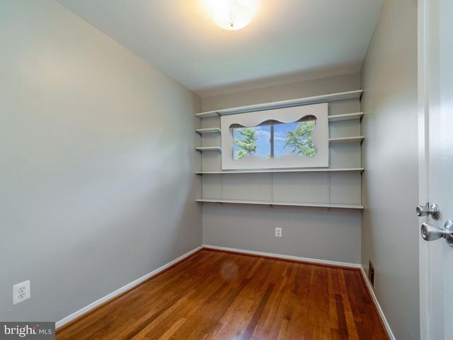 10648 ASHBY PL, Fairfax, VA 22030