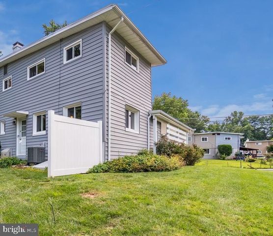 10648 ASHBY PL, Fairfax, VA 22030