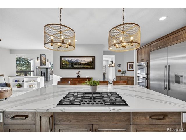 9498 Wagonwheel Dr, Littleton, CO 80125