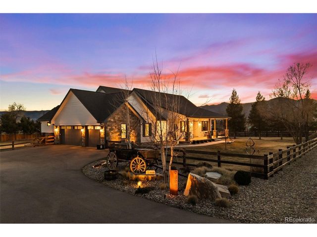 9498 Wagonwheel Dr, Littleton, CO 80125
