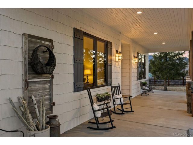 9498 Wagonwheel Dr, Littleton, CO 80125