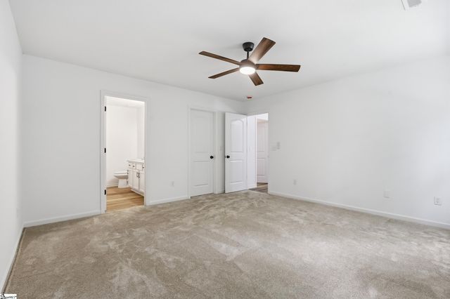 18 Patriots Pride Court, Simpsonville, SC 29680