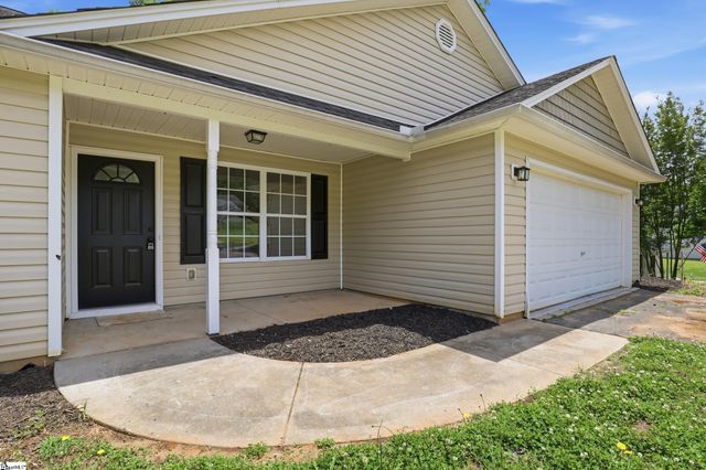 18 Patriots Pride Court, Simpsonville, SC 29680