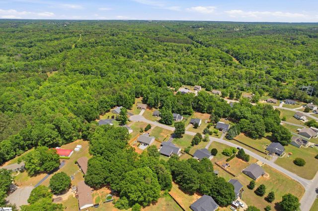 18 Patriots Pride Court, Simpsonville, SC 29680