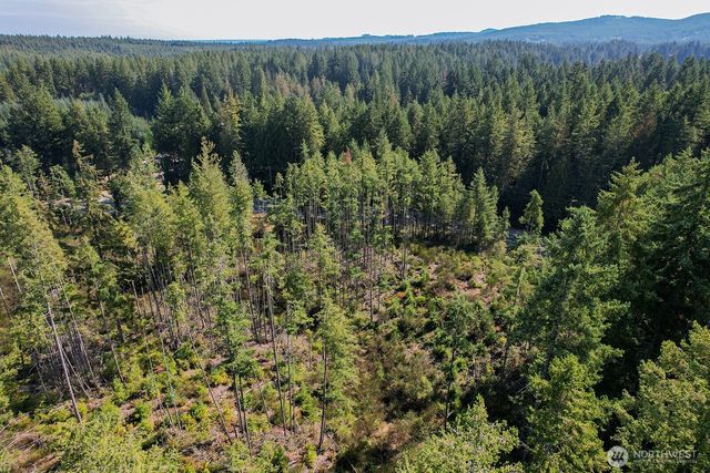 3 Holly Road NW, Bremerton, WA 98312