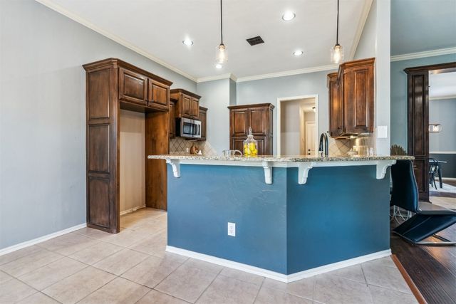 241 E Atlanta Terrace, Mustang, OK 73064