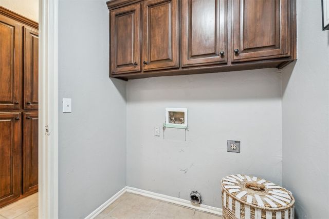 241 E Atlanta Terrace, Mustang, OK 73064