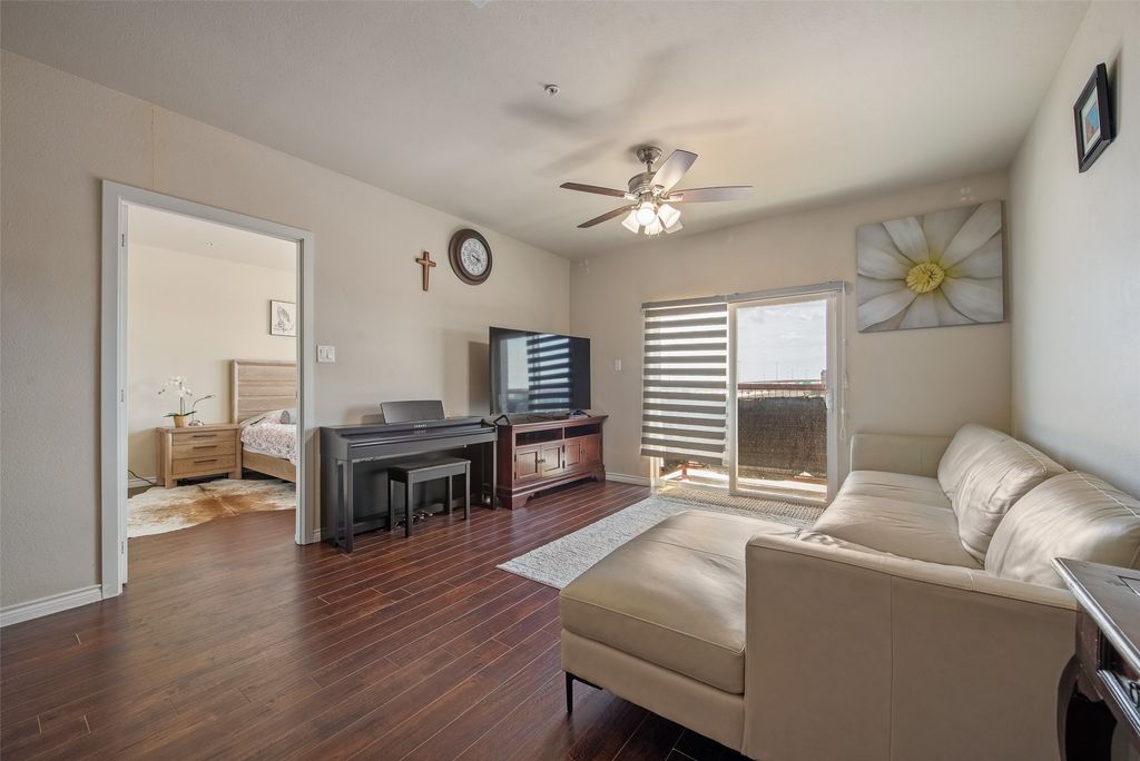 1100 W Trinity Mills Road 3028, Carrollton, TX 75006 — photo 5
