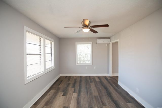 914 E 17Th Street, North Little Rock, AR 72114