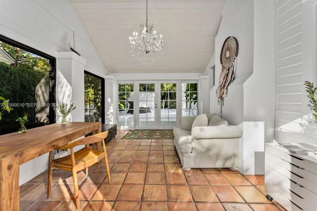3951 Park Dr, Miami, FL 33133