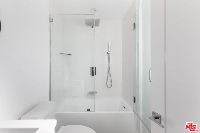 249 N Bonnie Brae Street 1, Los Angeles, CA 90026