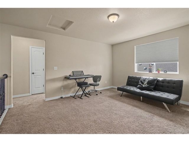 12686 Culebra Peak Dr, Peyton, CO 80831