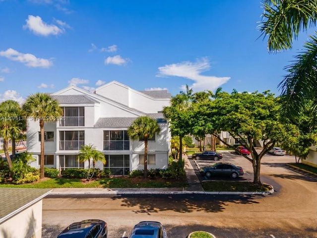 5780 Rock Island Road 366, Tamarac, FL 33319