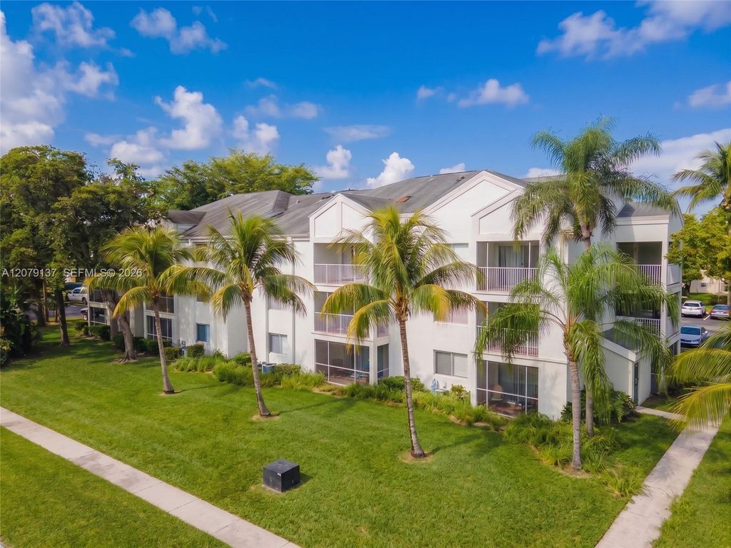 5780 Rock Island Road 366, Tamarac, FL 33319