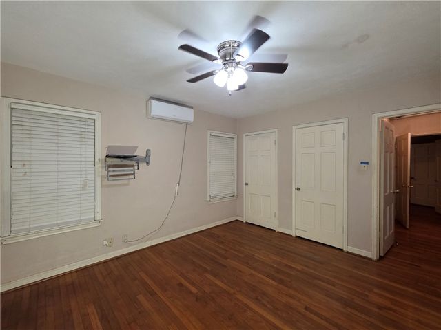 1513 Fern St, Corpus Christi, TX 78404