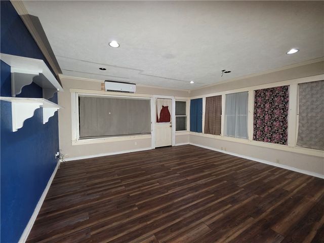 1513 Fern St, Corpus Christi, TX 78404