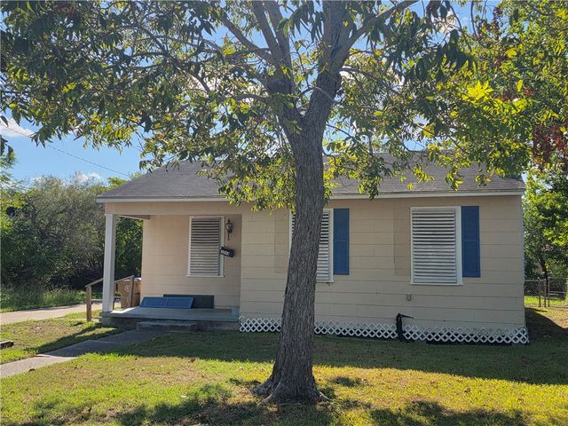 1513 Fern St, Corpus Christi, TX 78404