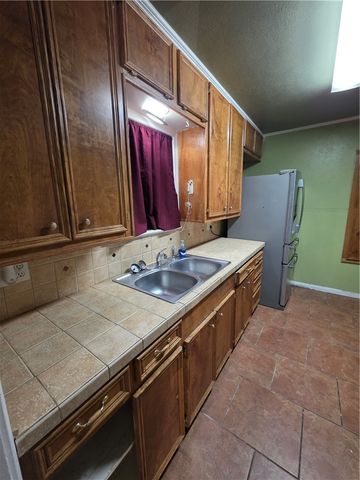 1513 Fern St, Corpus Christi, TX 78404